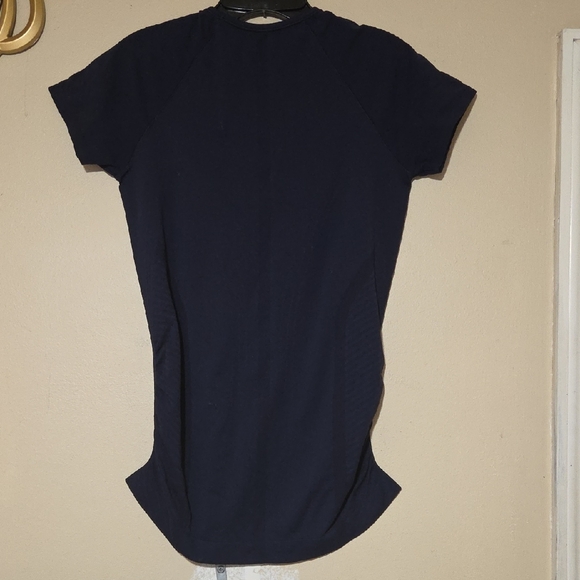 Sold Athleta Workout Exercise Yoga Tee - Picture 7 of 8